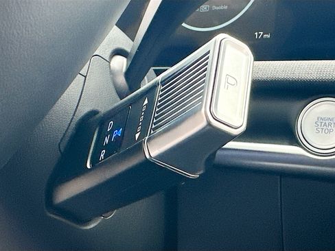 New 2026 Hyundai Tucson Limited image 11