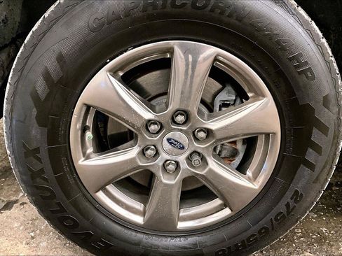 Used 2018 Ford F150 XLT w/ XTR Package image 8