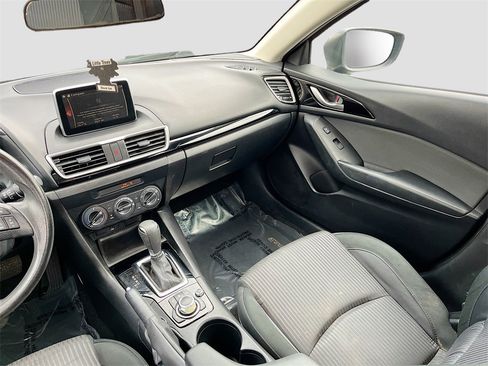 Used 2016 MAZDA MAZDA3 i Sport w/ Preferred Equipment Package image 21
