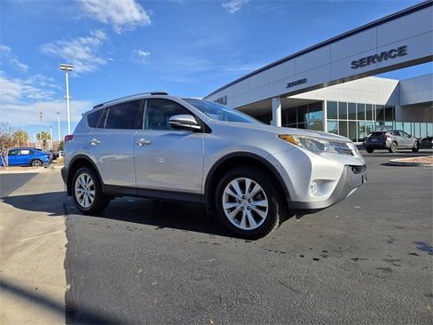 Used 2015 Toyota RAV4 Limited image 2