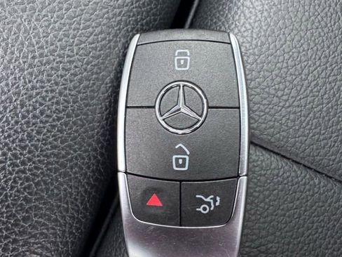 Used 2021 Mercedes-Benz CLA 250 4MATIC image 57