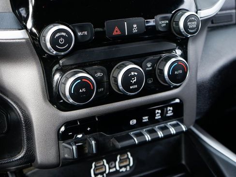 Used 2022 RAM 2500 Big Horn w/ Night Edition image 30