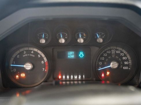 Used 2011 Ford F250 XL w/ Skid Plate Pkg AWD/4WD image 16