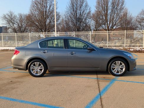 Used 2012 INFINITI G37 X AWD w/ Premium Pkg image 5
