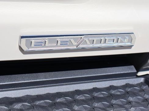 New 2026 GMC Canyon Elevation w/ Convenience Package image 6