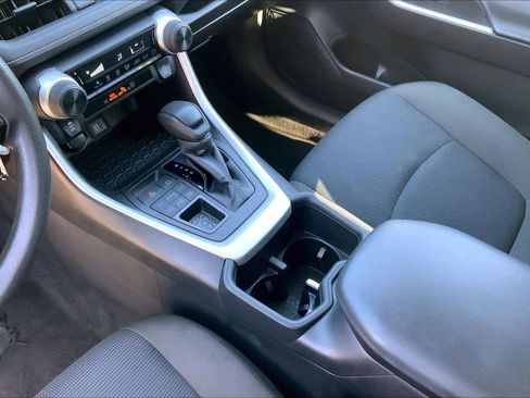 Used 2024 Toyota RAV4 LE image 16