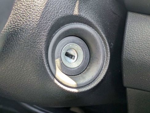 Used 2023 Hyundai Santa Fe SE image 31