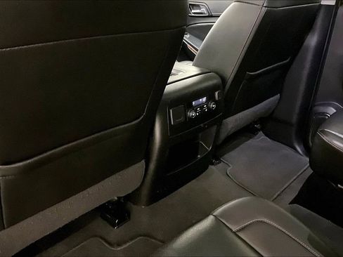 Used 2020 Chevrolet Tahoe Premier AWD/4WD image 10