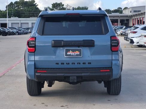 Certified 2026 Toyota 4Runner SR5 AWD/4WD image 5