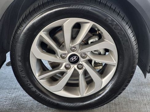 Used 2017 Hyundai Tucson SE w/ SE Popular Package 02 FWD image 21