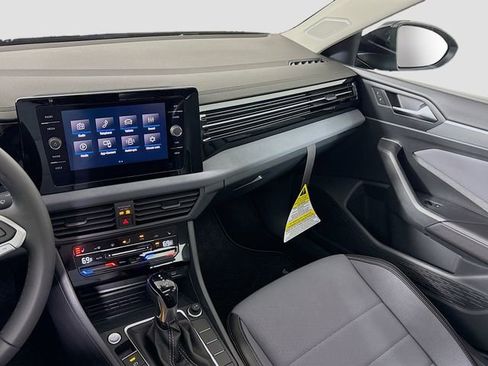 New 2026 Volkswagen Jetta SE image 23