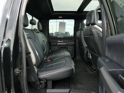 Used 2022 Ford F450 Platinum w/ FX4 Off-Road Package image 20