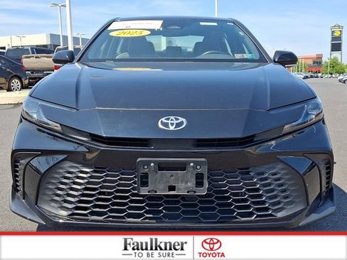 Certified 2025 Toyota Camry SE FWD image 2