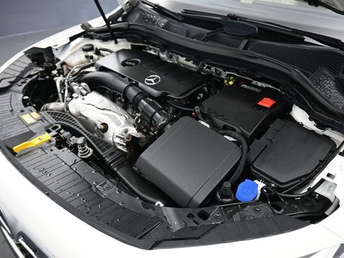 Used 2021 Mercedes-Benz GLA 250 4MATIC image 48