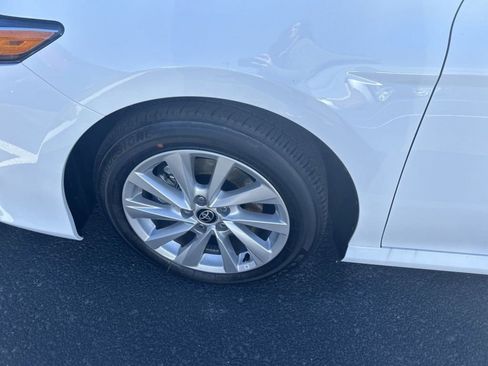 Used 2023 Toyota Camry LE image 9