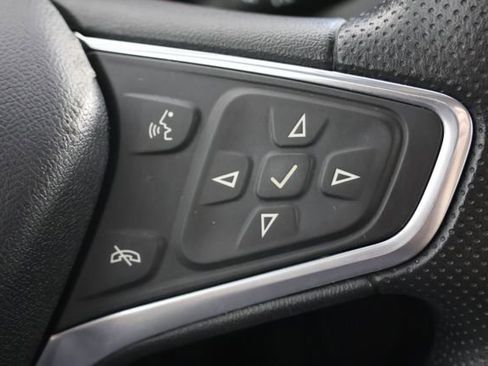 Used 2022 Chevrolet Equinox LT AWD/4WD image 12