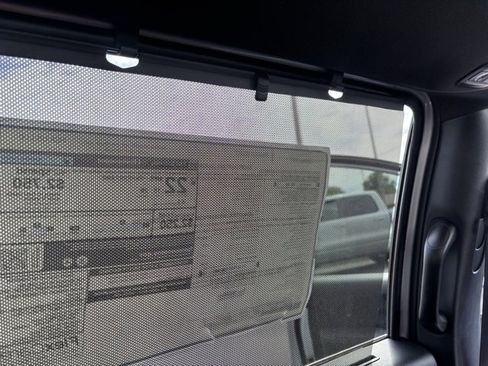 New 2026 Chrysler Pacifica Select image 29