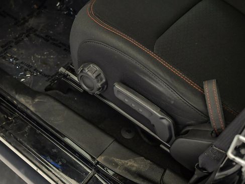 Used 2022 Jeep Wrangler Unlimited Rubicon image 24