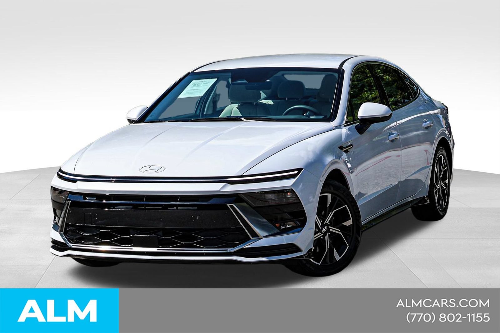 Used 2025 Hyundai Sonata SEL FWD image 1