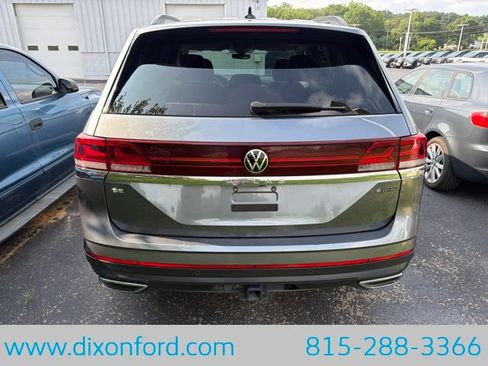 Used 2025 Volkswagen Atlas SE AWD/4WD image 5