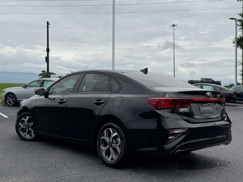 Used 2020 Kia Forte LXS FWD image 4
