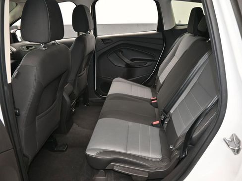 Used 2017 Ford Escape S image 28