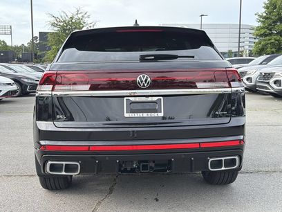 New 2026 Volkswagen Atlas Cross Sport SEL Premium R-Line