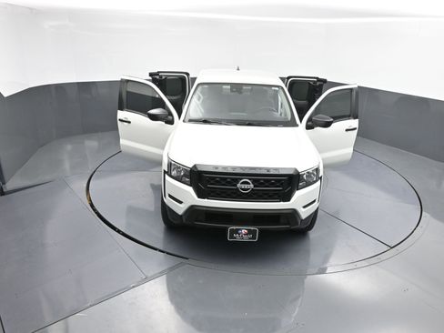 Used 2024 Nissan Frontier S w/ Technology Package image 44