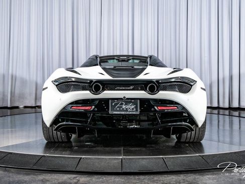 Used 2022 McLaren 720S Spider image 29
