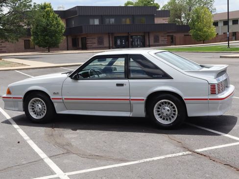 Used 1988 Ford Mustang GT RWD image 8