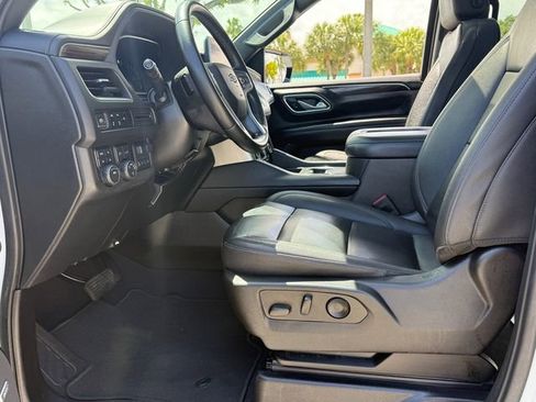 Used 2023 Chevrolet Suburban Z71 w/ Max Trailering Package AWD/4WD image 10