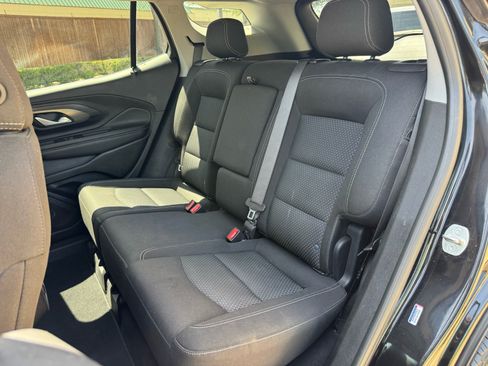 Used 2022 GMC Terrain SLE w/ Driver Convenience Package FWD image 24