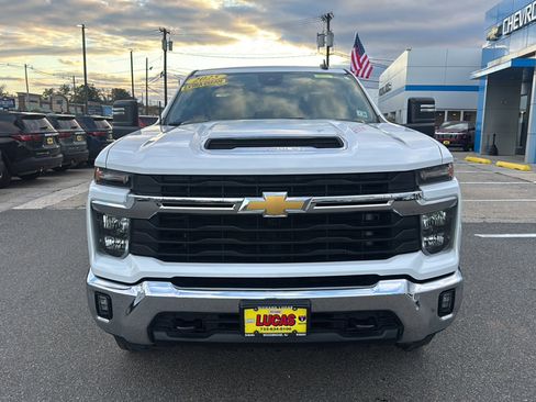 Used 2025 Chevrolet Silverado 2500 LT w/ Convenience Package image 2