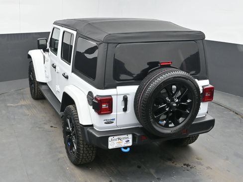 Used 2023 Jeep Wrangler Sahara w/ Cold Weather Group image 36