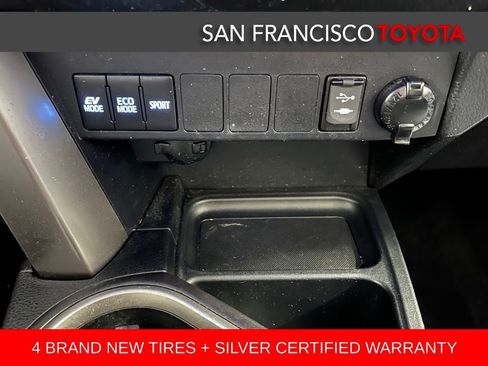 Certified 2017 Toyota RAV4 XLE w/ Convenience Package image 25