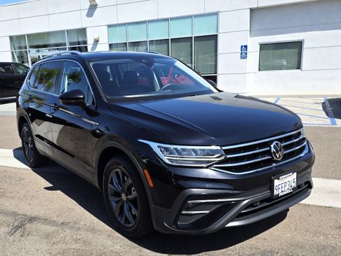 Used 2022 Volkswagen Tiguan SE FWD image 6