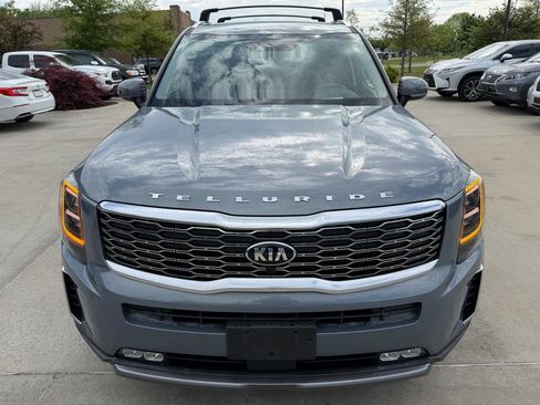 Used 2020 Kia Telluride SX w/ SX Prestige Package image 2