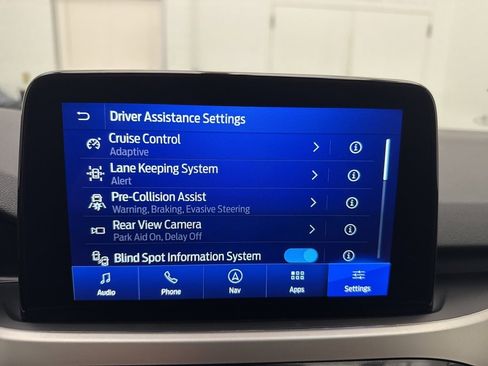 Used 2020 Ford Escape SE image 8