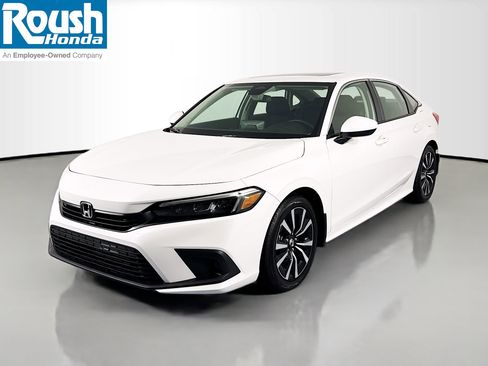 Certified 2024 Honda Civic EX image 1