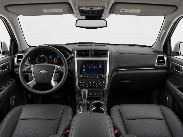 Used 2017 Chevrolet Traverse LT AWD/4WD image 9