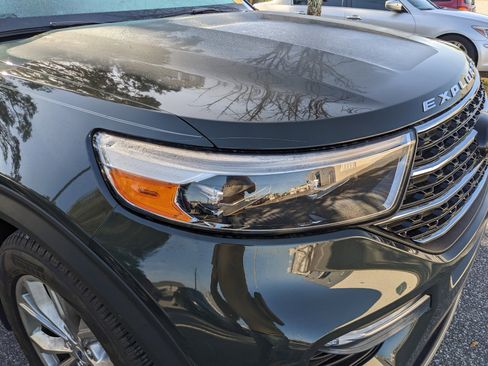 Used 2023 Ford Explorer XLT w/ Equipment Group 202A image 6