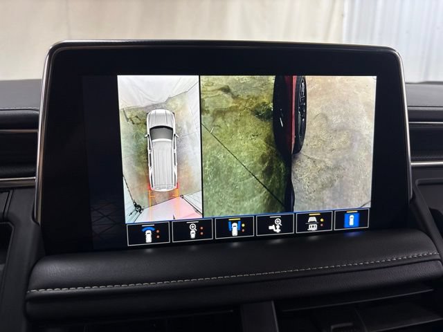 Used 2023 GMC Yukon SLT w/ SLT Premium Package AWD/4WD image 64