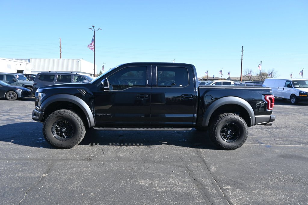 Used 2018 Ford F150 Raptor w/ Equipment Group 802A Luxury AWD/4WD image 14