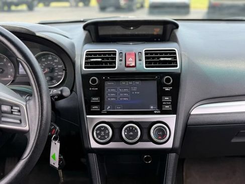 Used 2015 Subaru Crosstrek 2.0i Premium AWD/4WD image 20