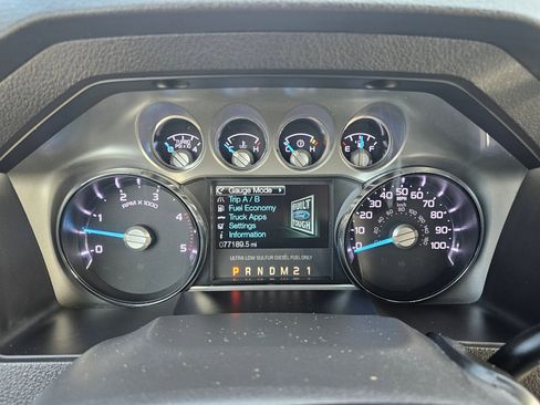 Used 2015 Ford F250 Lariat w/ Lariat Interior Package AWD/4WD image 15