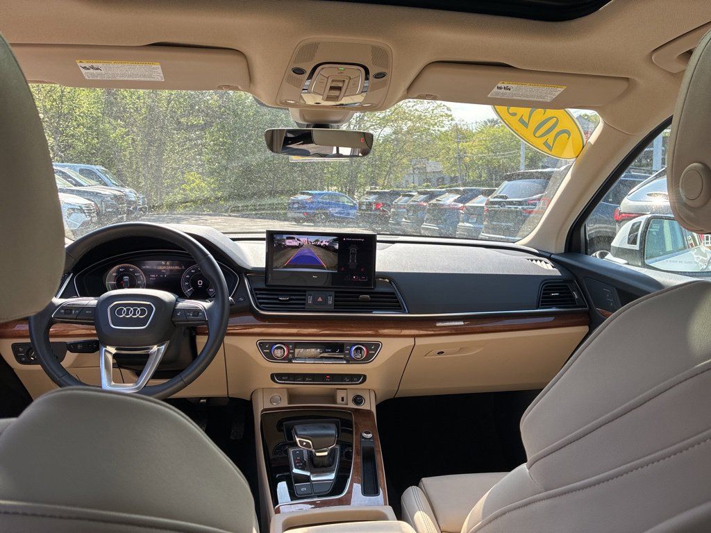 Used 2023 Audi Q5 e Premium w/ Convenience Package AWD/4WD image 19