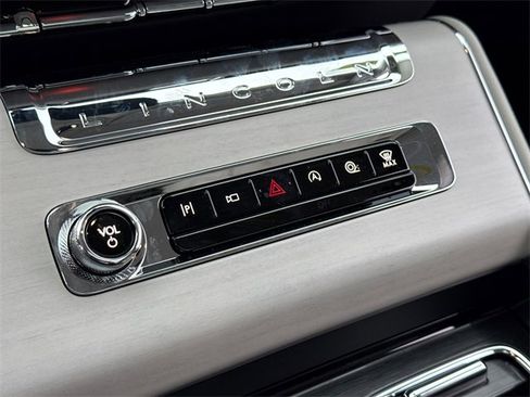 New 2026 Lincoln Aviator Reserve image 24