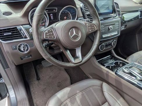 Used 2018 Mercedes-Benz GLS 450 4MATIC image 9