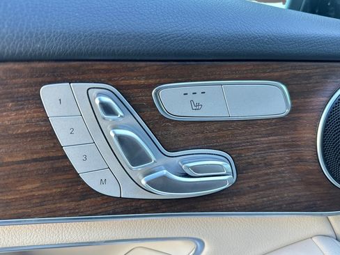 Used 2022 Mercedes-Benz GLC 300 image 20