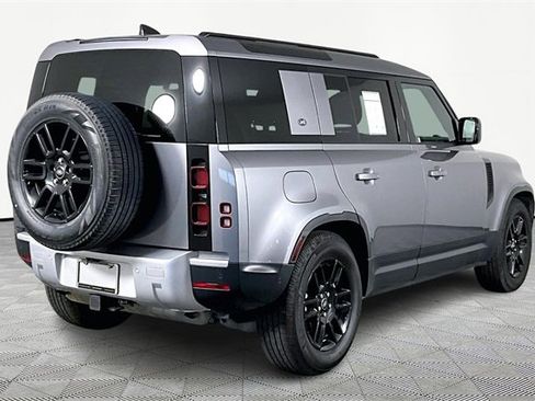 Used 2024 Land Rover Defender 110 S image 6